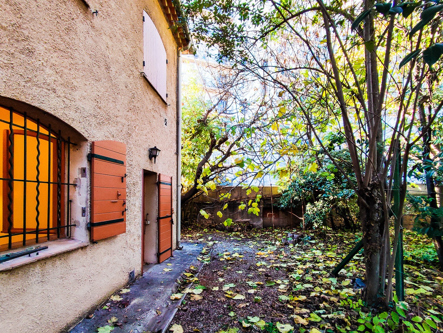 Rez de jardin de maison Type 48/5  Aix-centre calme total — photo 4