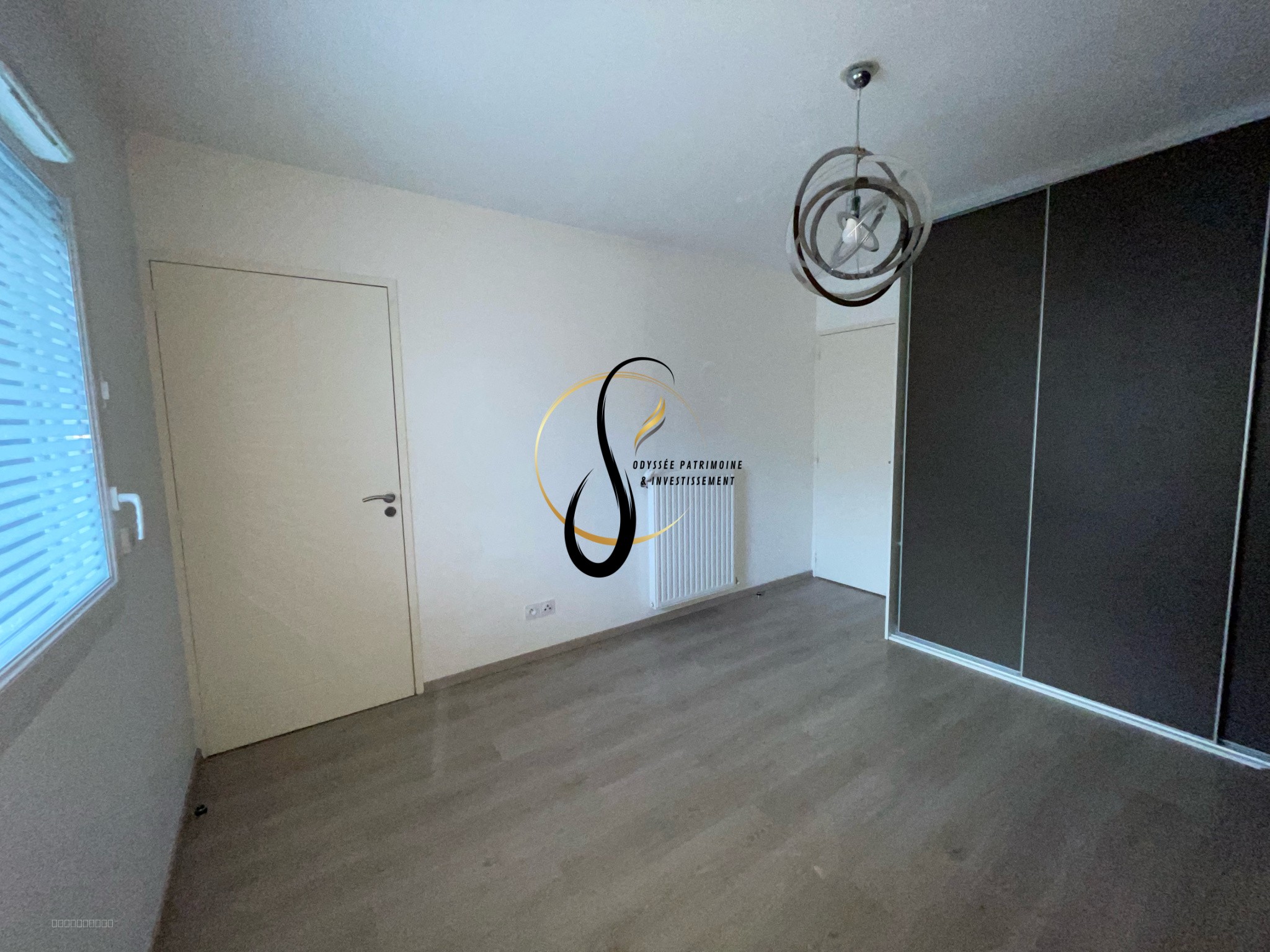 T2 récent 45 m2 avec terrasse exceptionnelle de 44 m2   Seyssins Village — photo 4