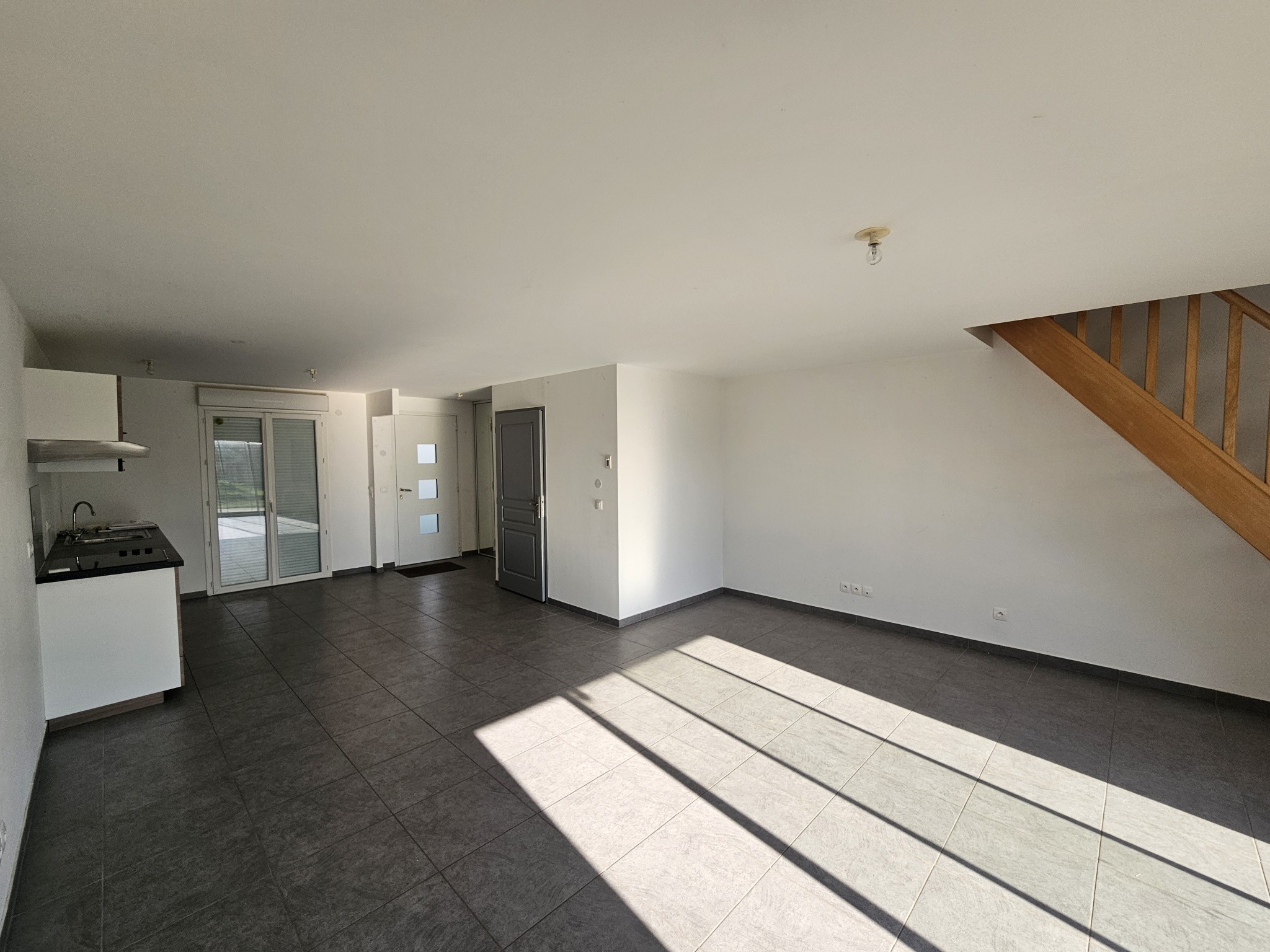 PAVILLON 3 CHAMBRES - AUNEAU 2KM — photo 2