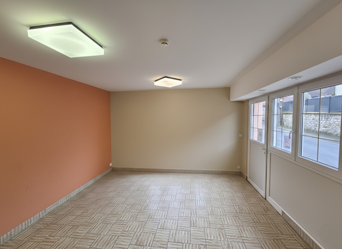 LOCAL COMMERCIAL 45m2 - AUNEAU PROCHE — photo 3