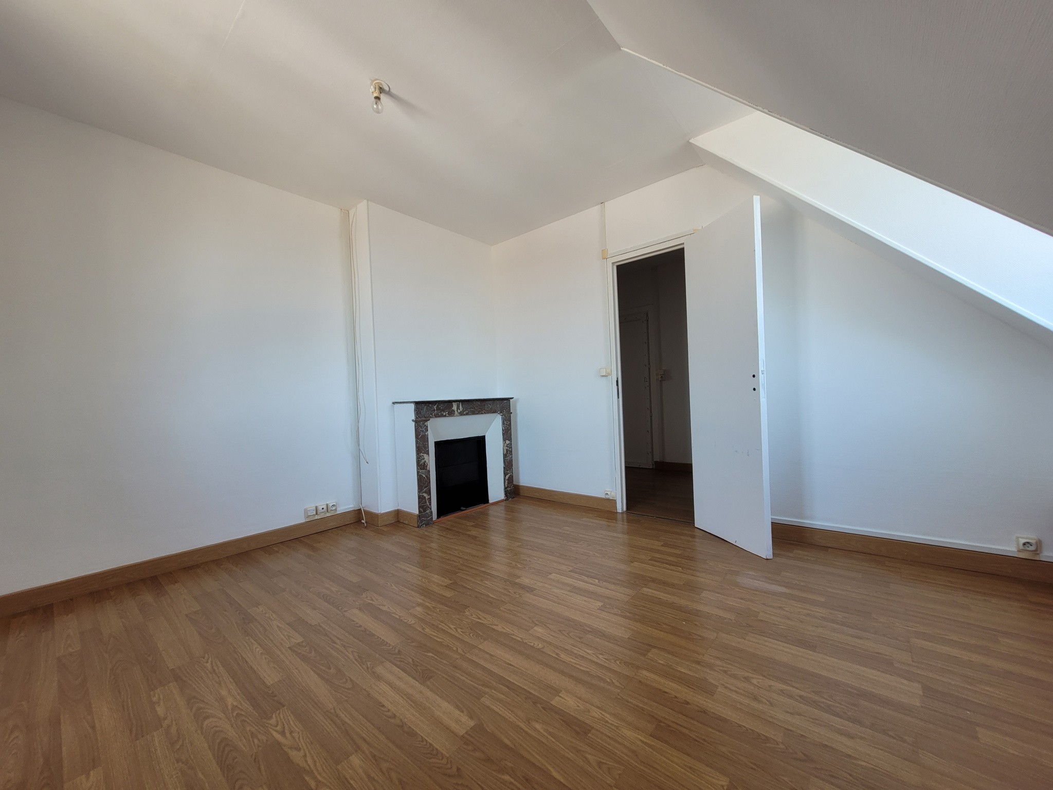 APPARTEMENT T3 - CENTRE VILLE AUNEAU — photo 6