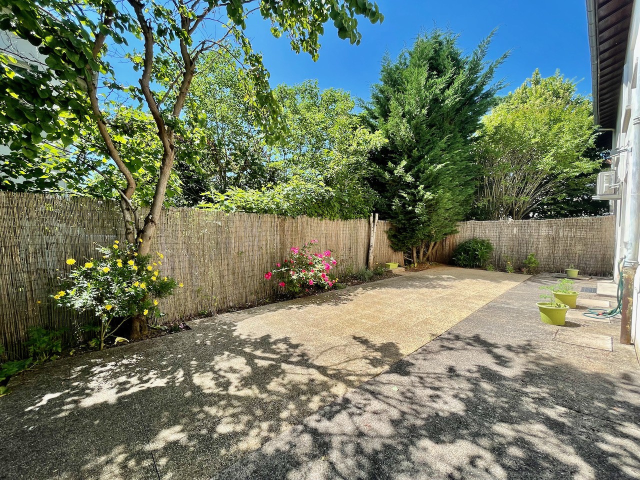 VILLENEUVE SUR LOT, Maison sur 2 niveaux proche des commerces à pieds — photo 2