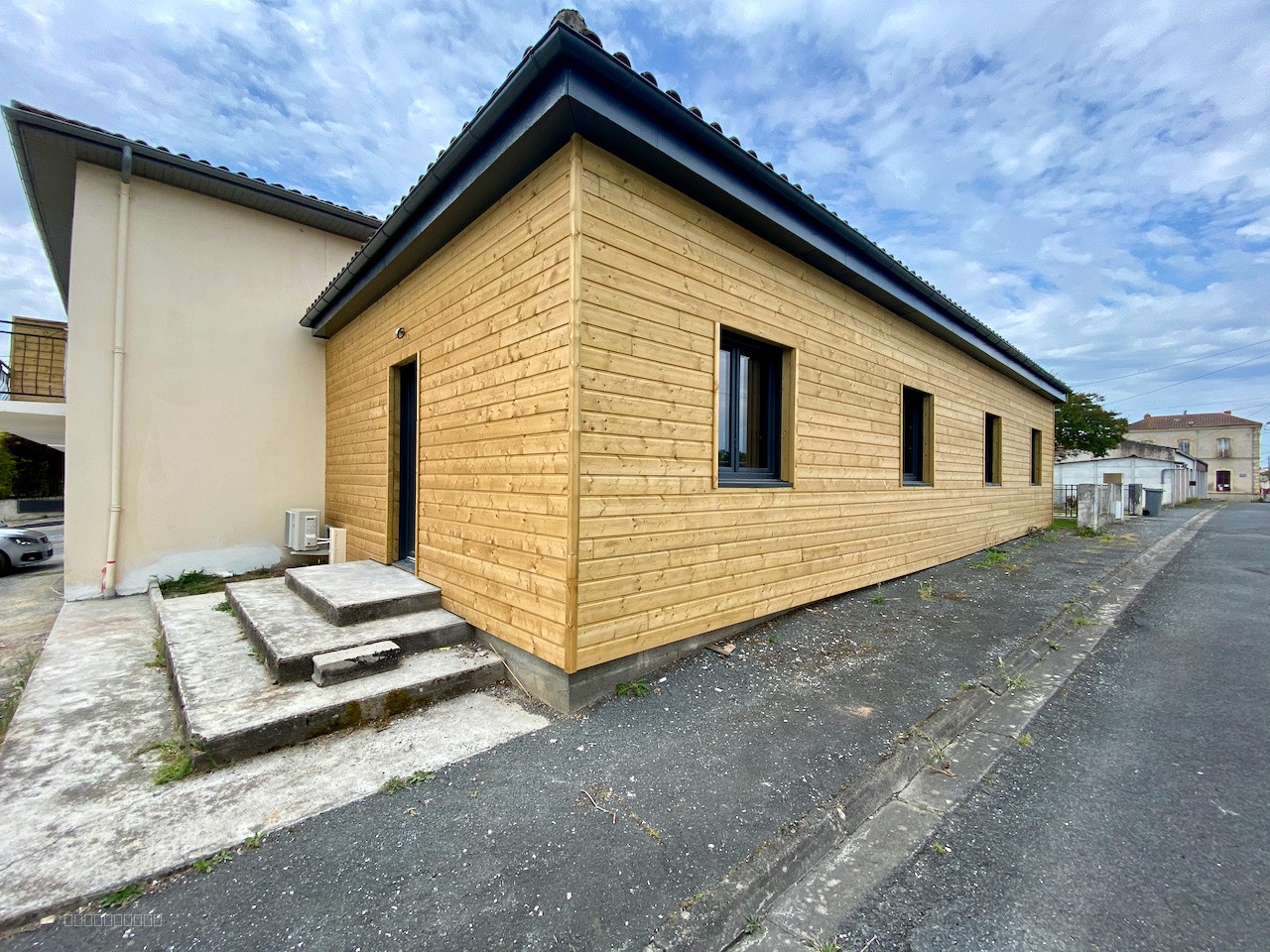 VILLENEUVE SUR LOT, IMMEUBLE DE PLAIN PIED SANS FRAIS DE COPROPRIETE — photo 2