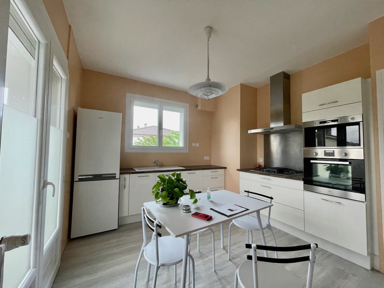 VILLENEUVE SUR LOT, Maison sur 2 niveaux proche des commerces à pieds — photo 3