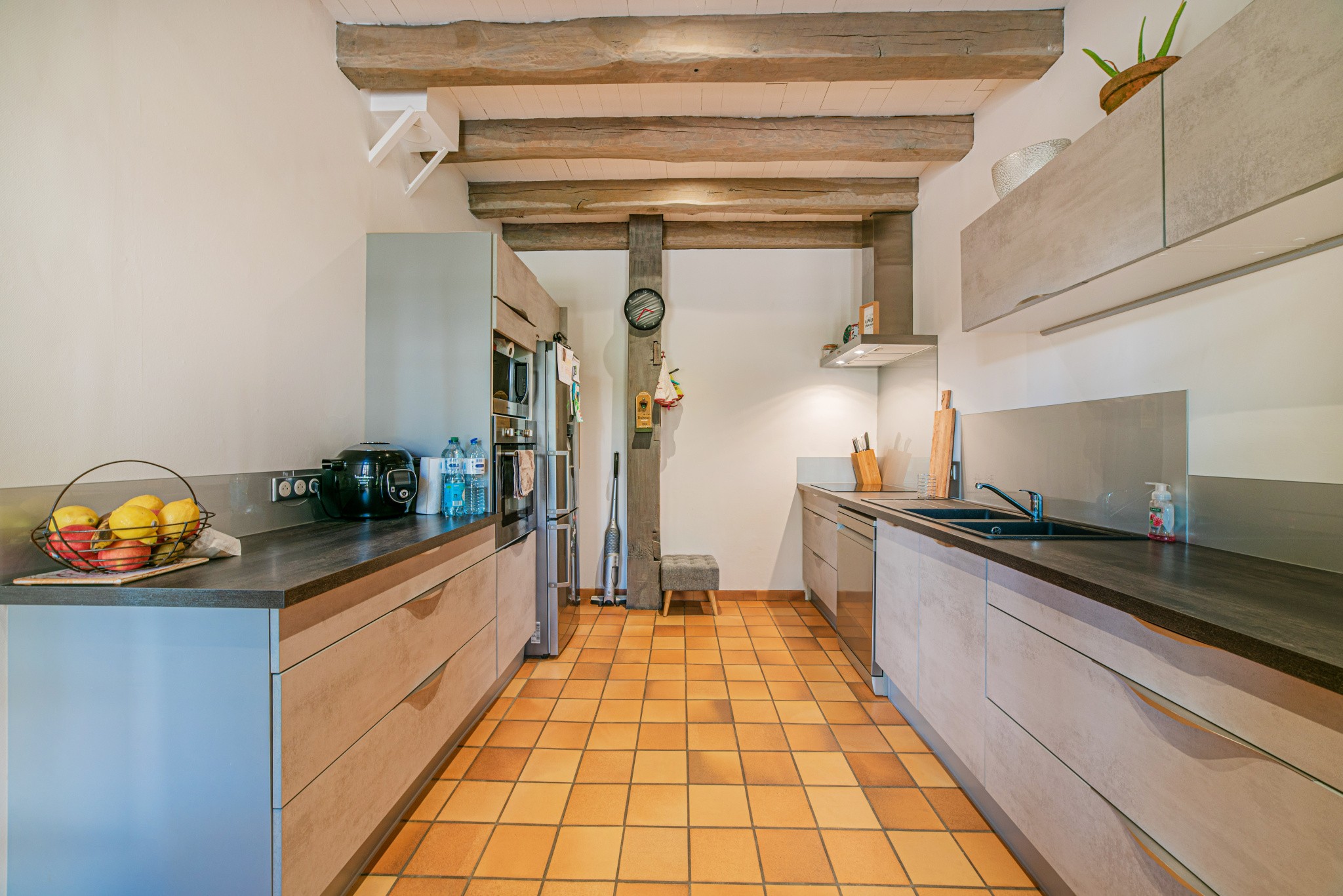 LOT-ET-GARONNE, sur la commune de BIAS, grange en pierres restaurée avec goût — photo 11