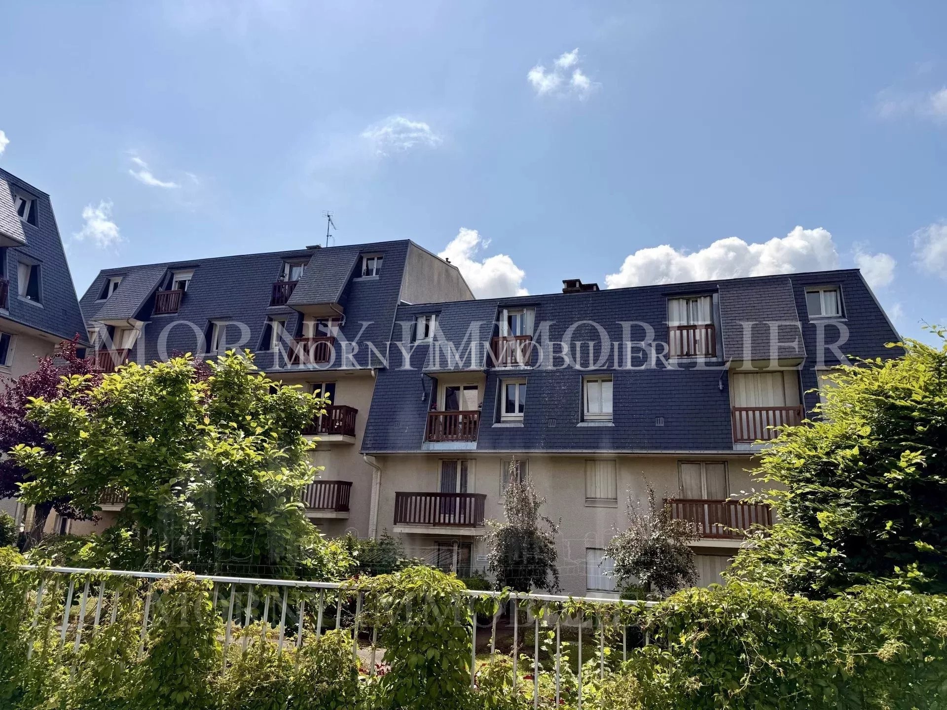 APPARTEMENT AVEC BALCON ET PARKING — photo 12