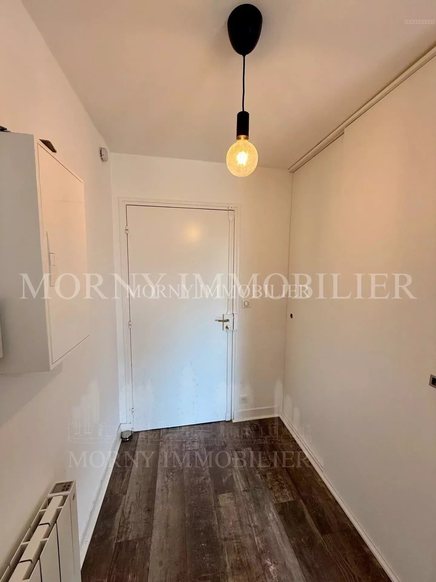 APPARTEMENT AVEC BALCON ET PARKING — photo 11