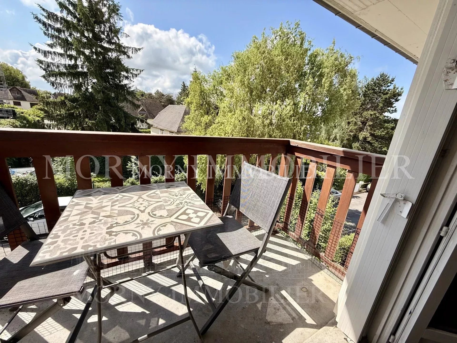 APPARTEMENT AVEC BALCON ET PARKING — photo 5