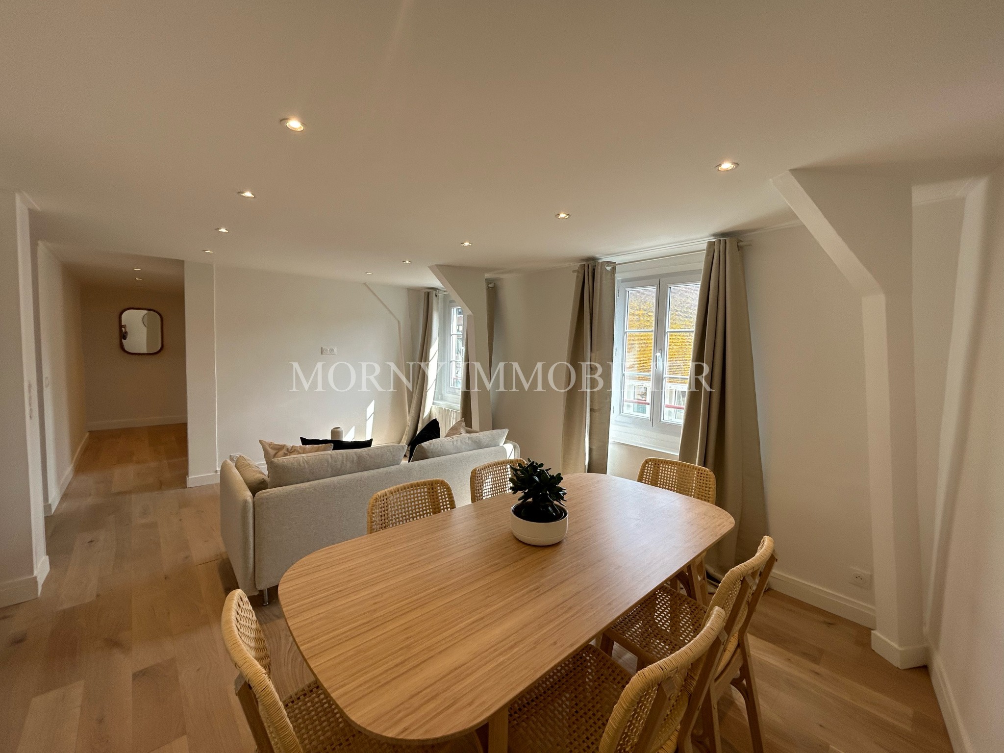 APPARTEMENT DE 100m2 EN DUPLEX — photo 2