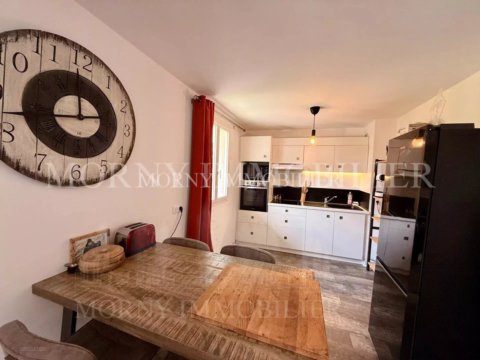 APPARTEMENT AVEC BALCON ET PARKING — photo 4