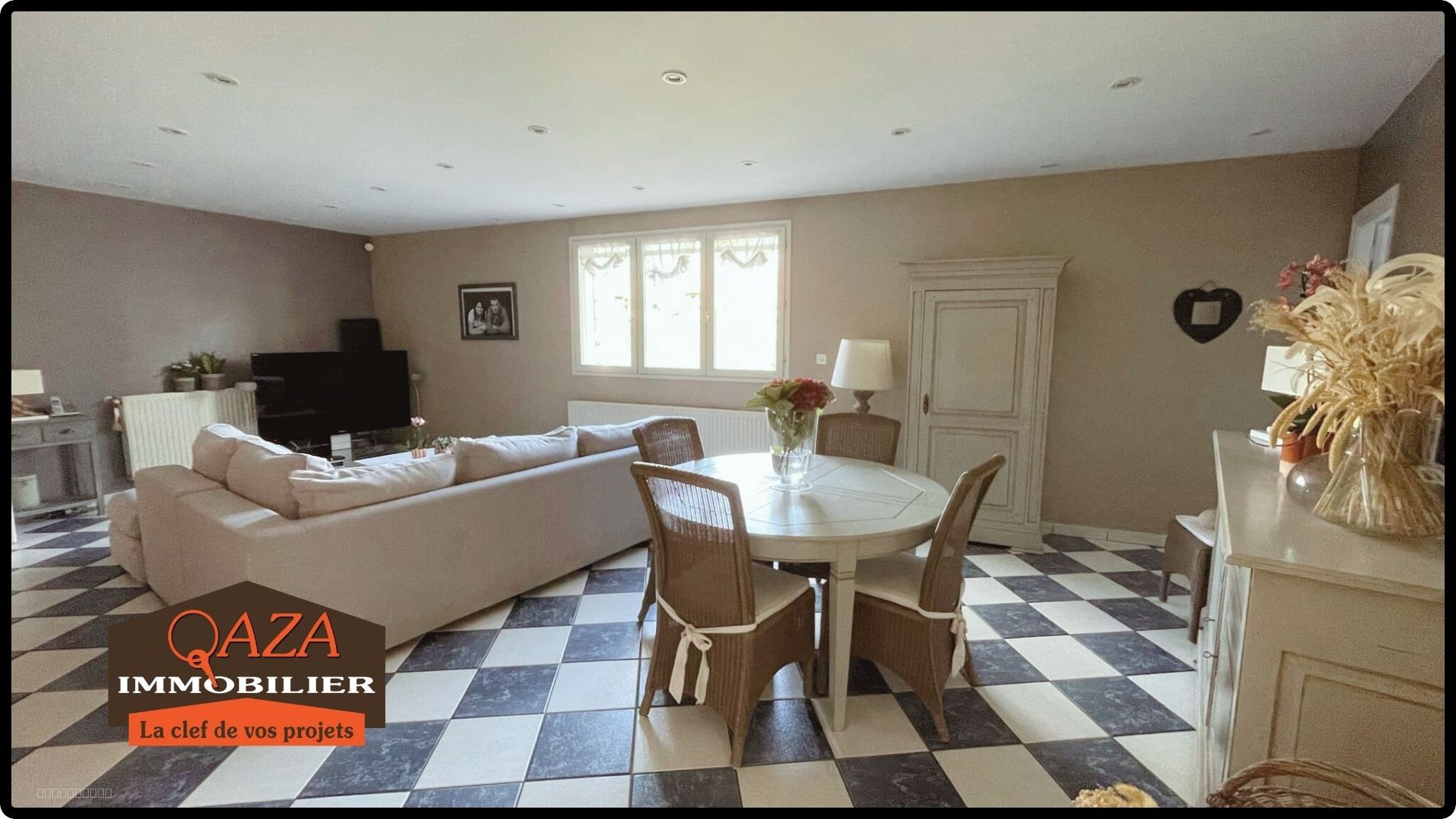 Ensemble immobilier commercial et habitation de 260m2 — photo 6