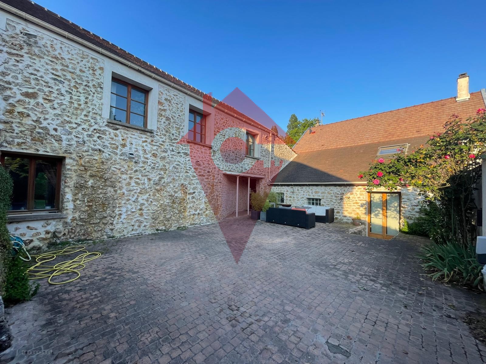 Maison familiale de caractère — photo 12
