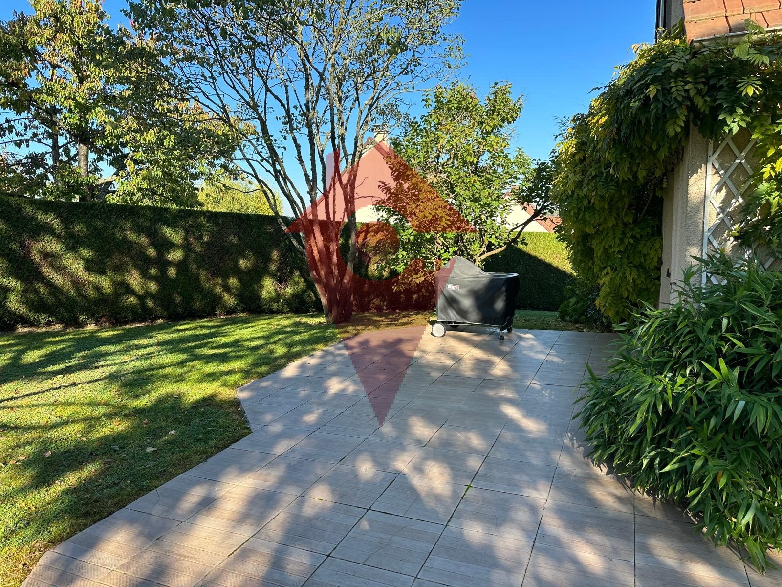 Bazemont — photo 13