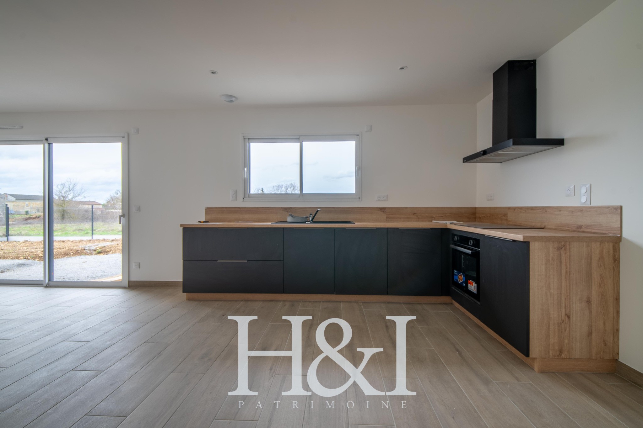 Maison 5 pièces - Neuville-de-Poitou — photo 4