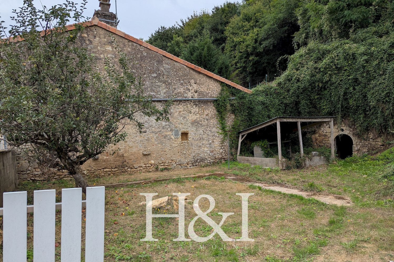 Maison sur sous-sol 5 pièces, LUSIGNAN — photo 10