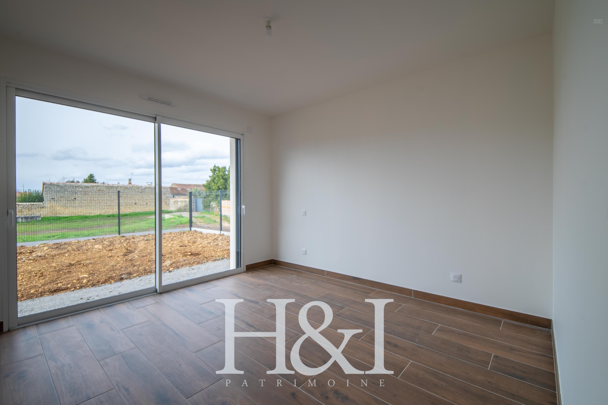 Maison 5 pièces - Neuville-de-Poitou — photo 5
