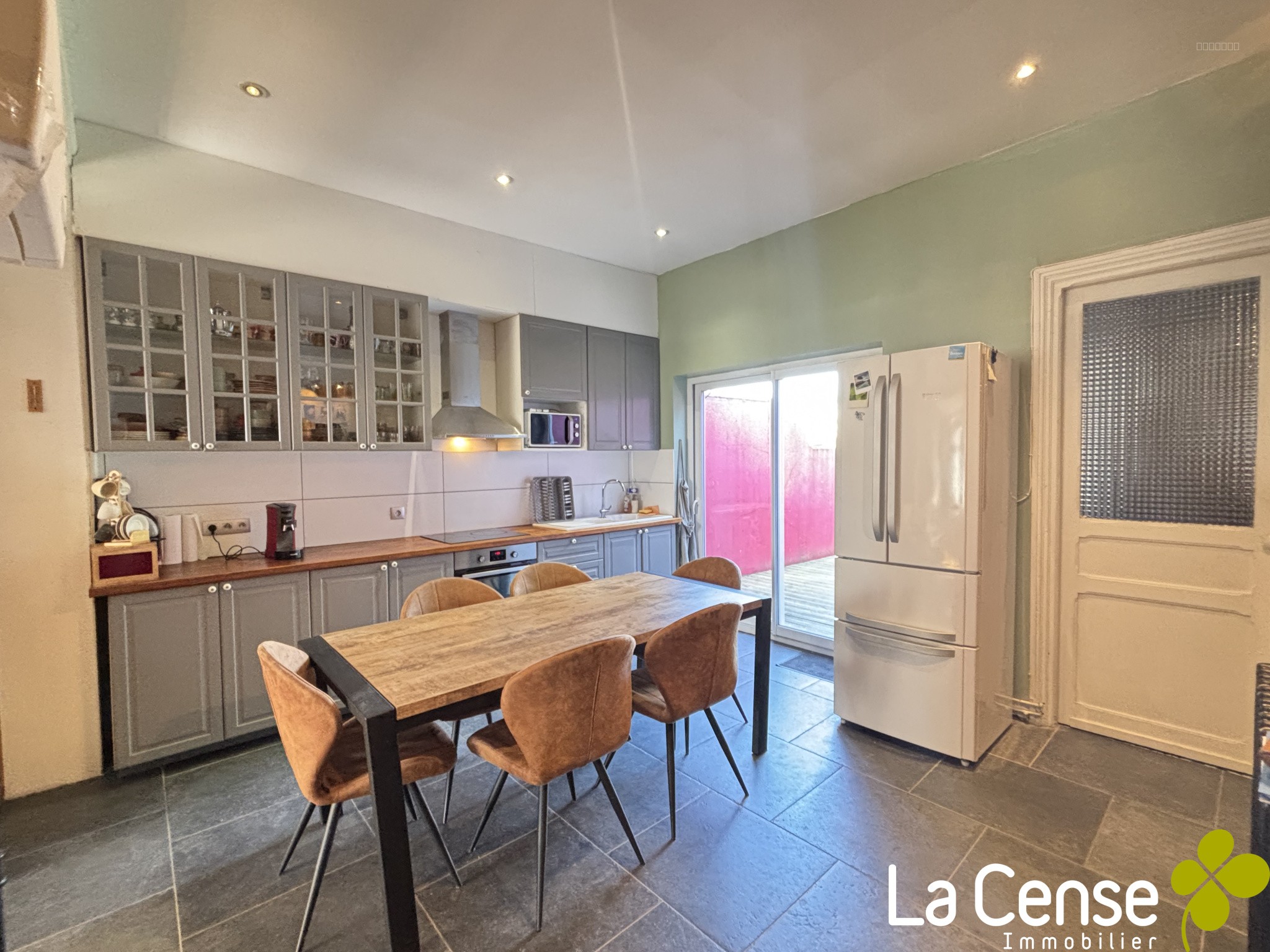 LYS LEZ LANNOY - Maison de 120m2 env 4 chambres 2 sdb + jardin — photo 3