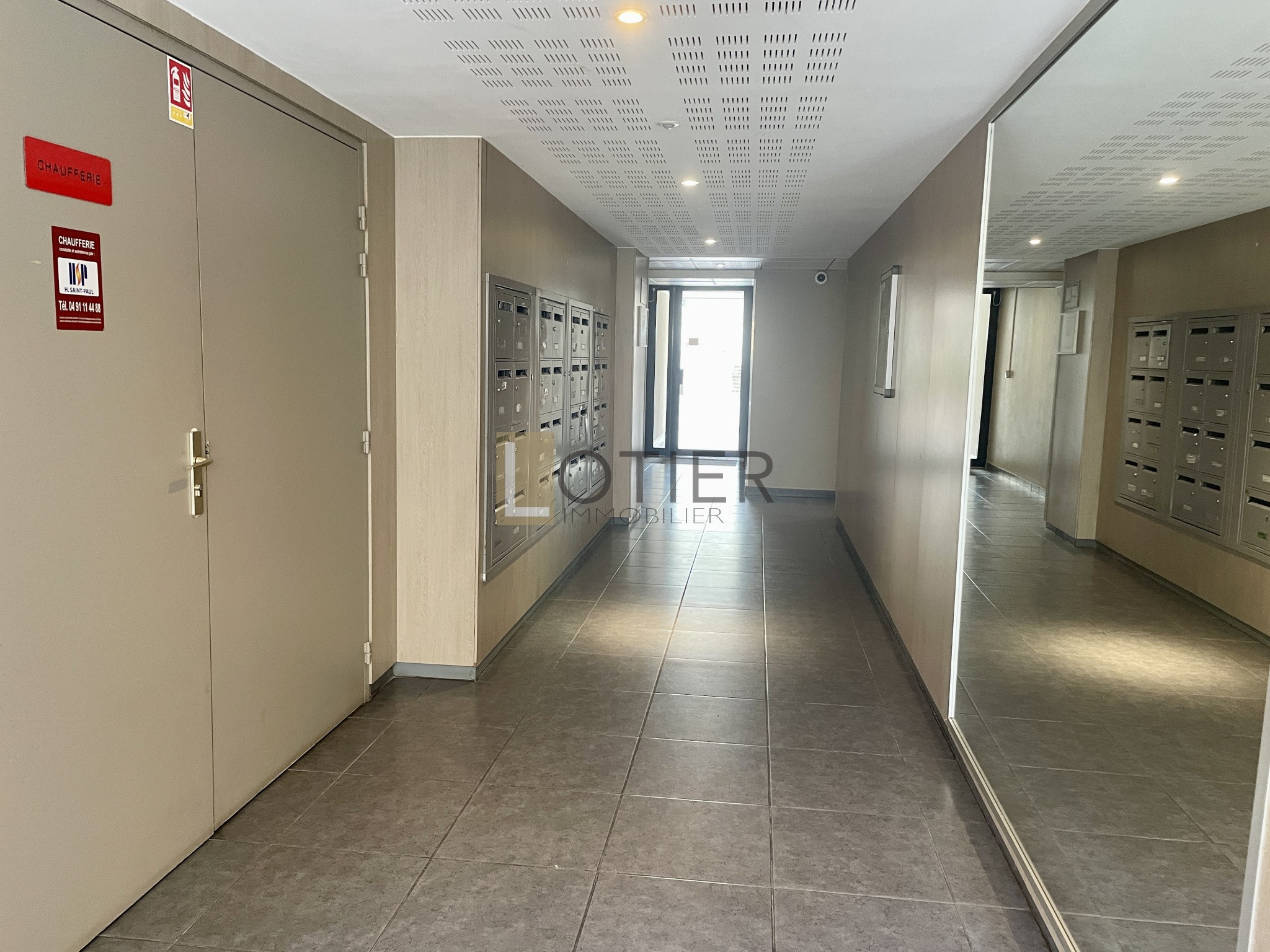 A LOUER, BEZIERS QUARTIER POLYGONE (34)   DANS RESIDENCE SECURISEE   T2 AVEC LOGGIA ET PLACE DE PARKING PRIVAT — photo 10