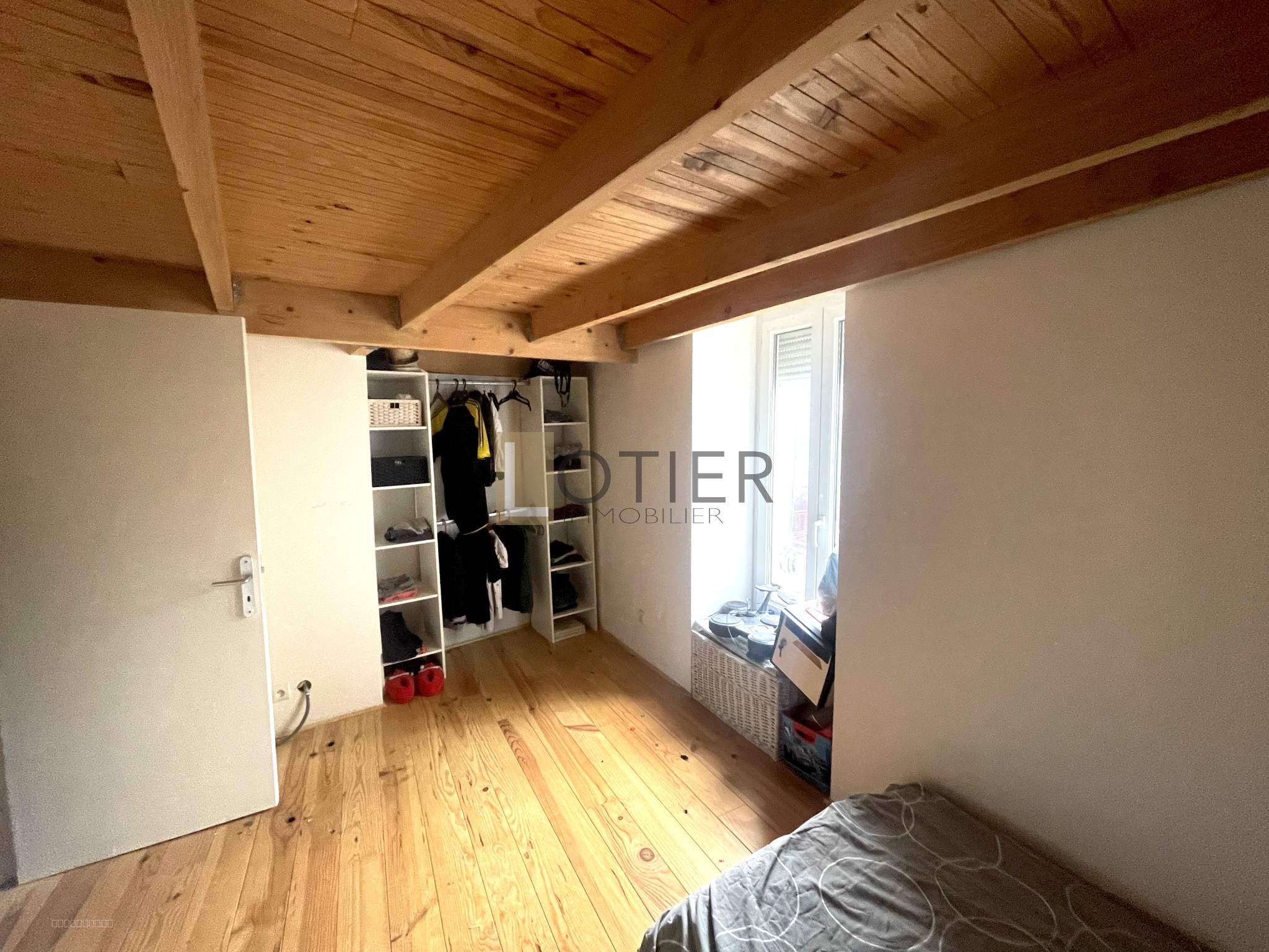 CLARENSAC - MAISON DE VILLAGE - 3 CHAMBRES - environ 100M2 dont 20M2 DE COMBLE AMÉNAGÉE — photo 10