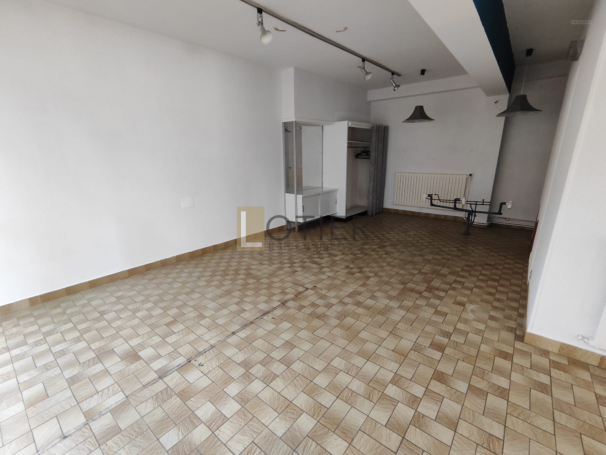 Local Commercial 84m2 tout commerce — photo 5