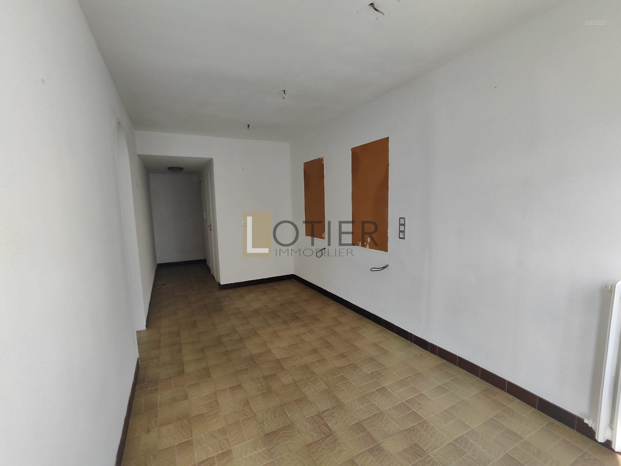 Immeuble avec 1 local commercial et 1 T4 — photo 5