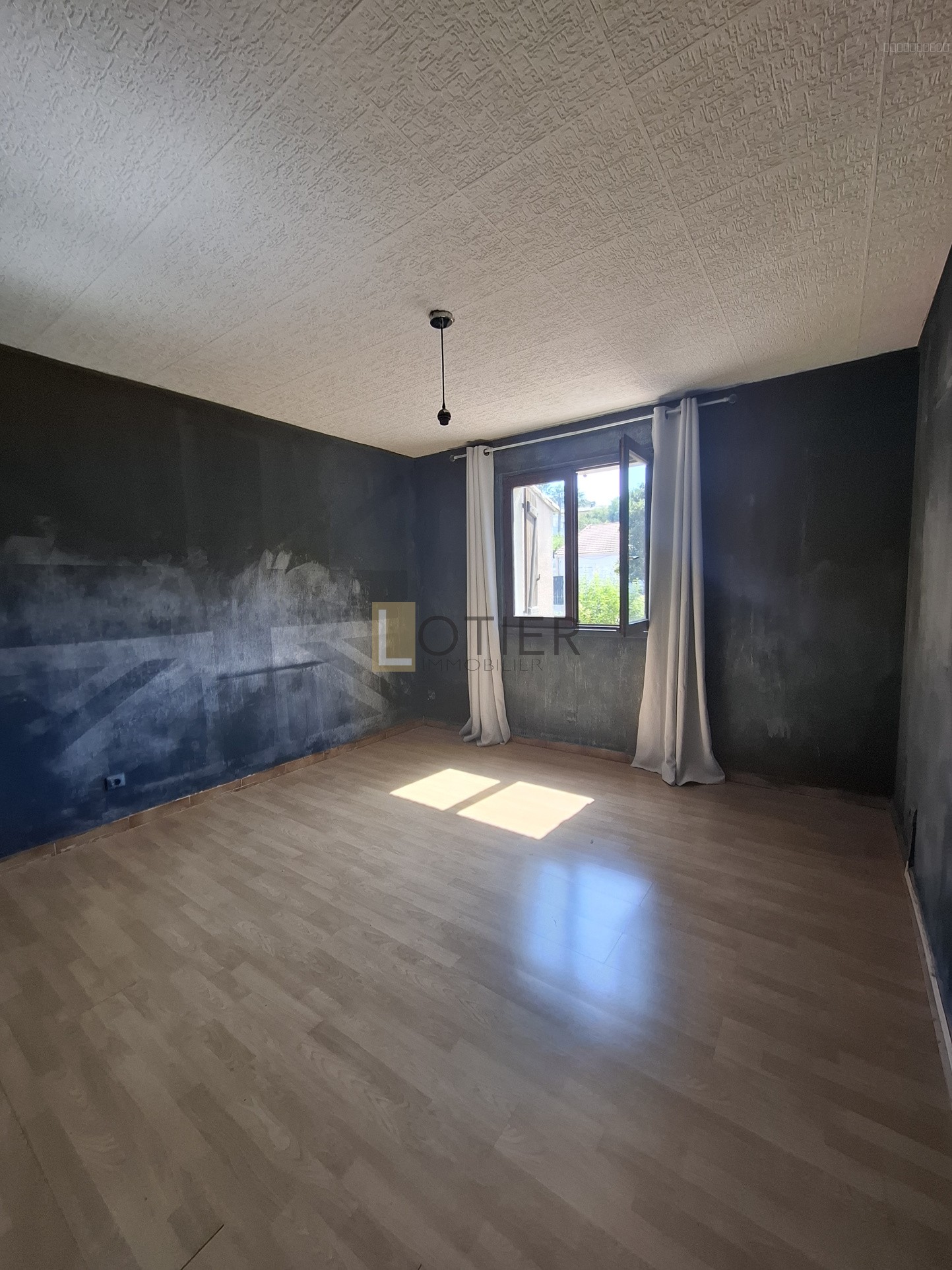 A VENDRE, BEZIERS (34) QUARTIER DE LA CROUZETTE   MAISON T7 — photo 7