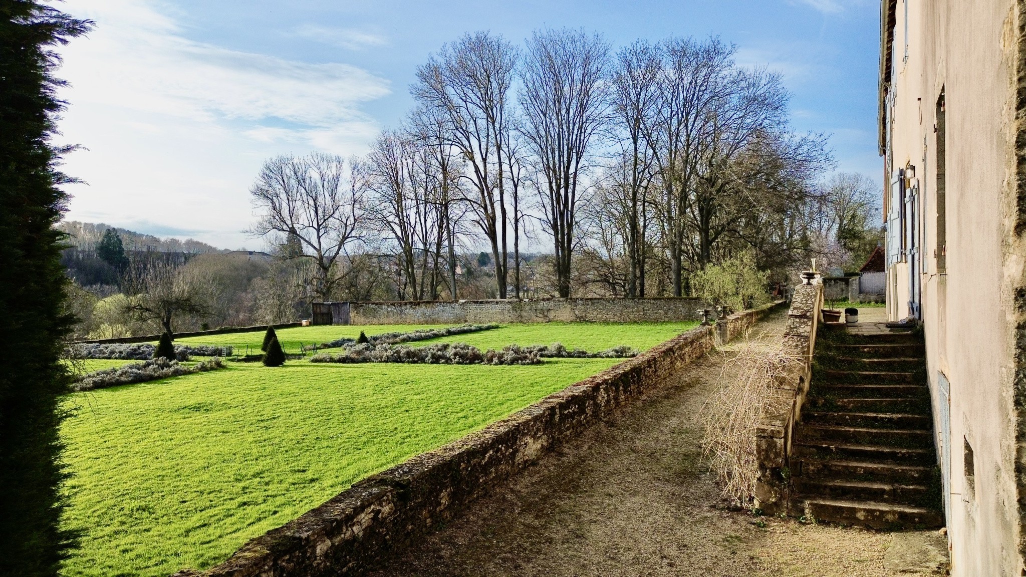 Château du XVII avec dépendances sur 1,1 ha — photo 16