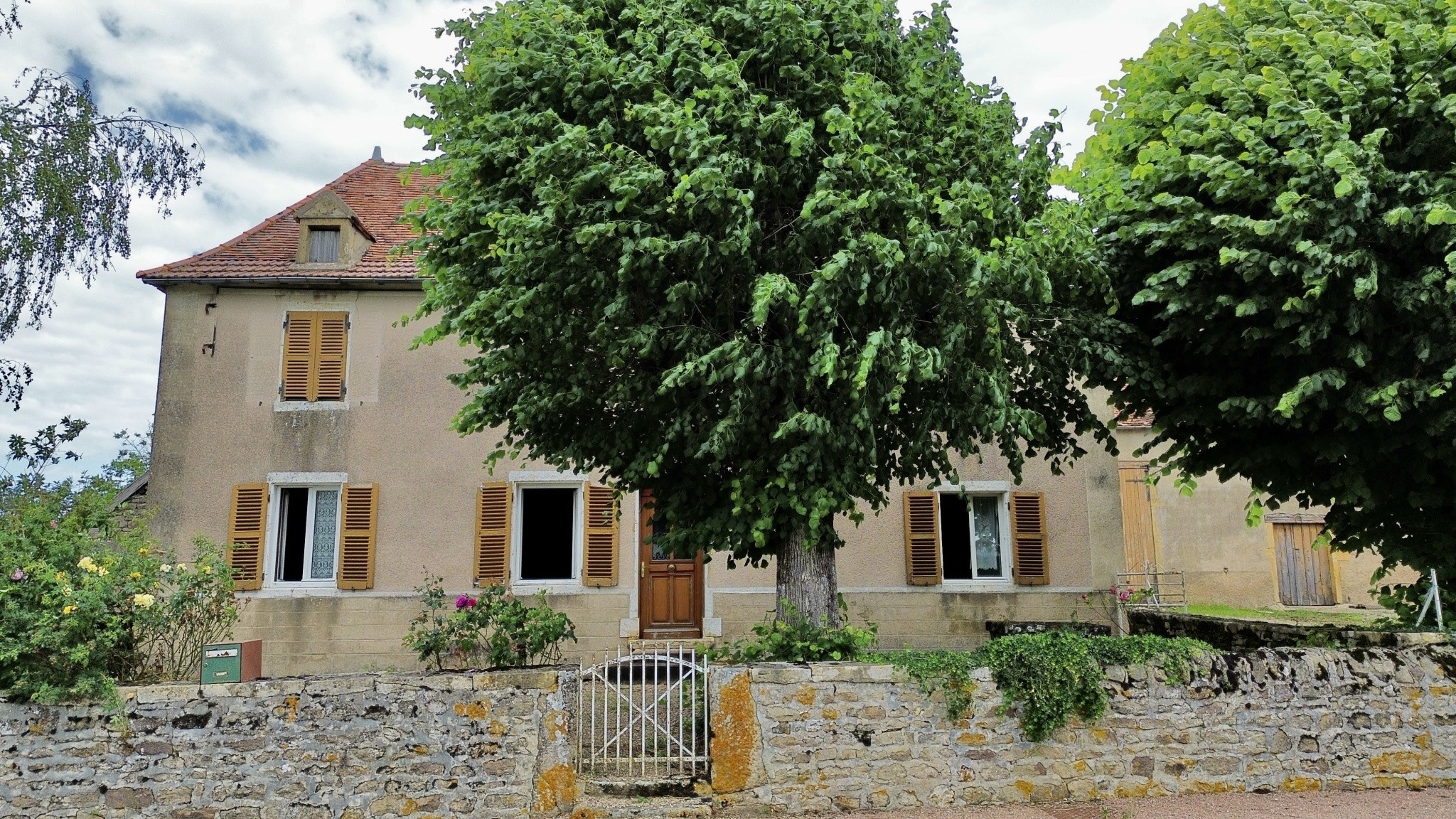 Maison de charme de 150m2 et 4160m2 de terrain — photo 2