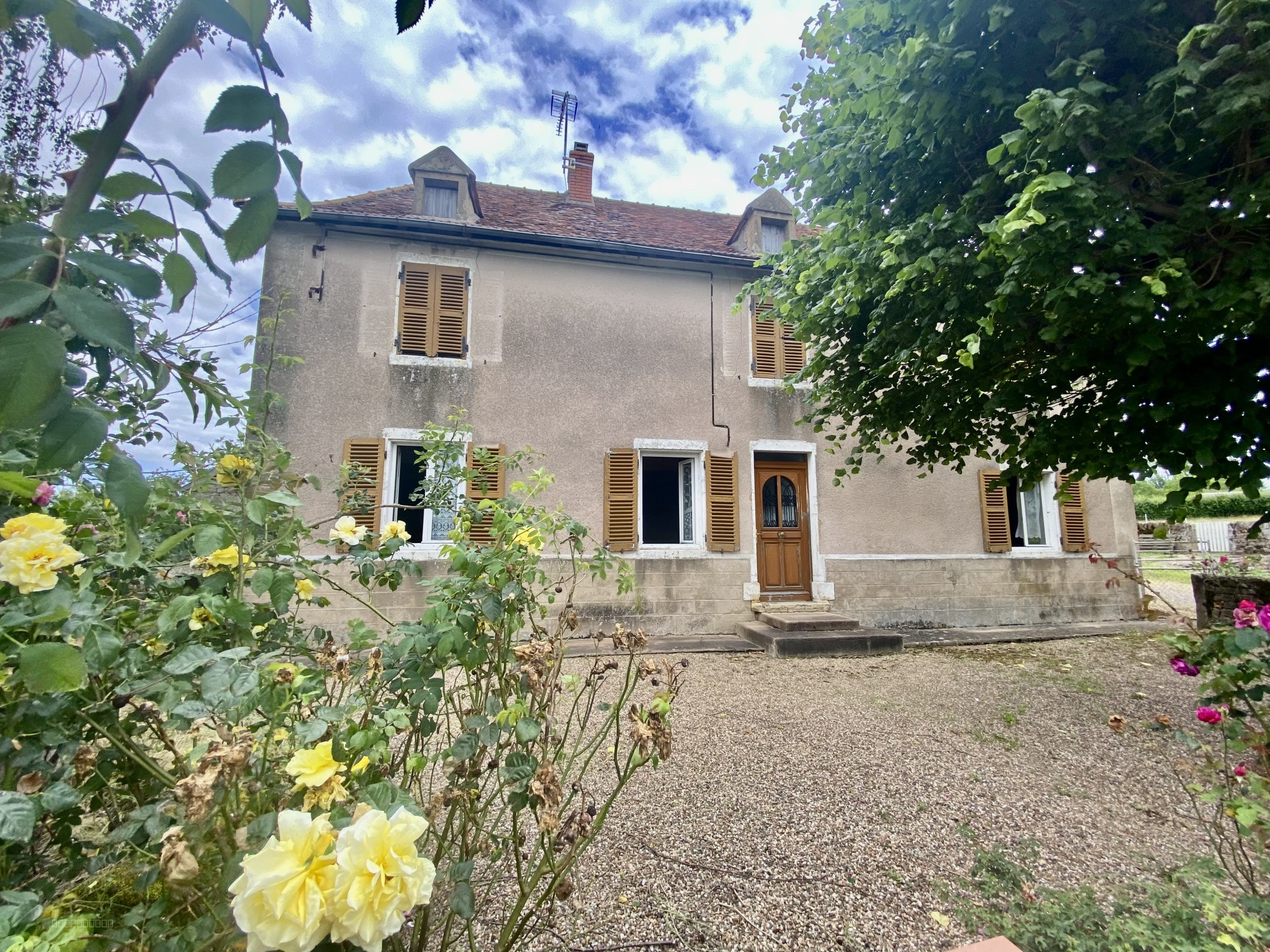Maison de charme de 150m2 et 4160m2 de terrain — photo 10