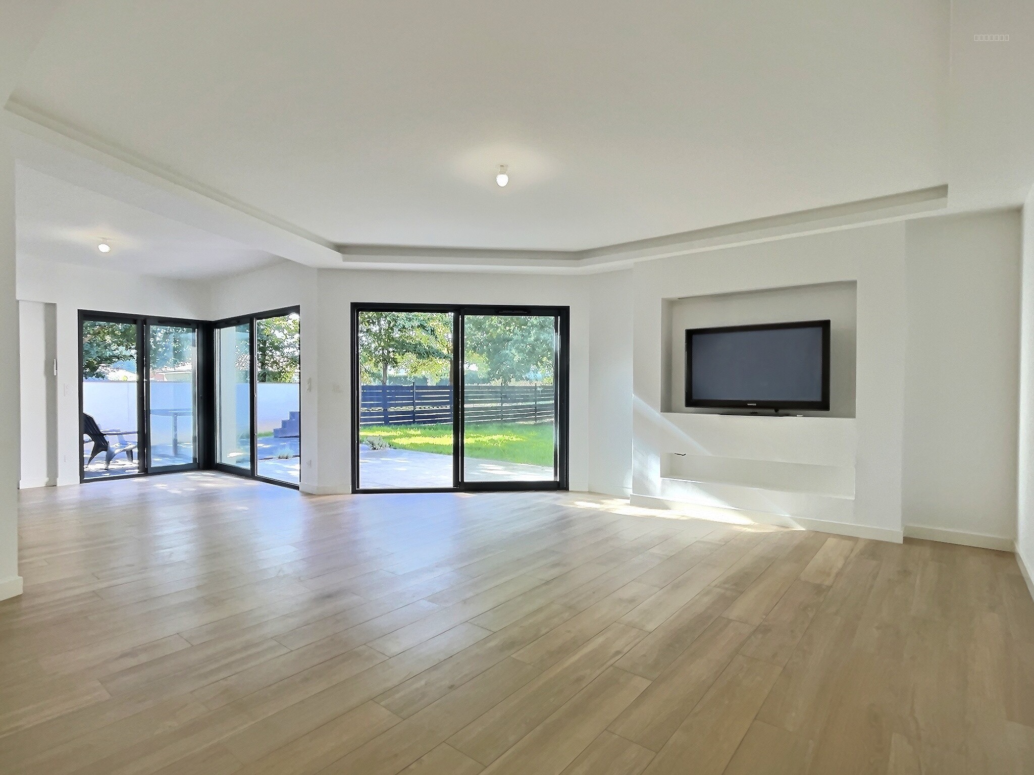 Villa contemporaine de type 6/7 de plain-pied — photo 5