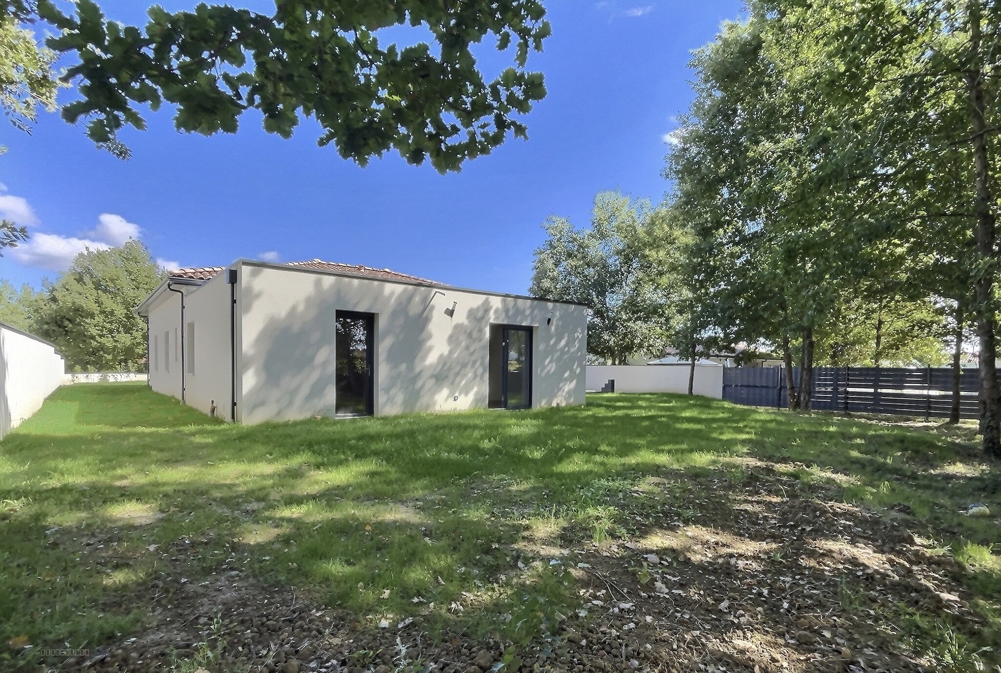 Villa contemporaine de type 6/7 de plain-pied — photo 18