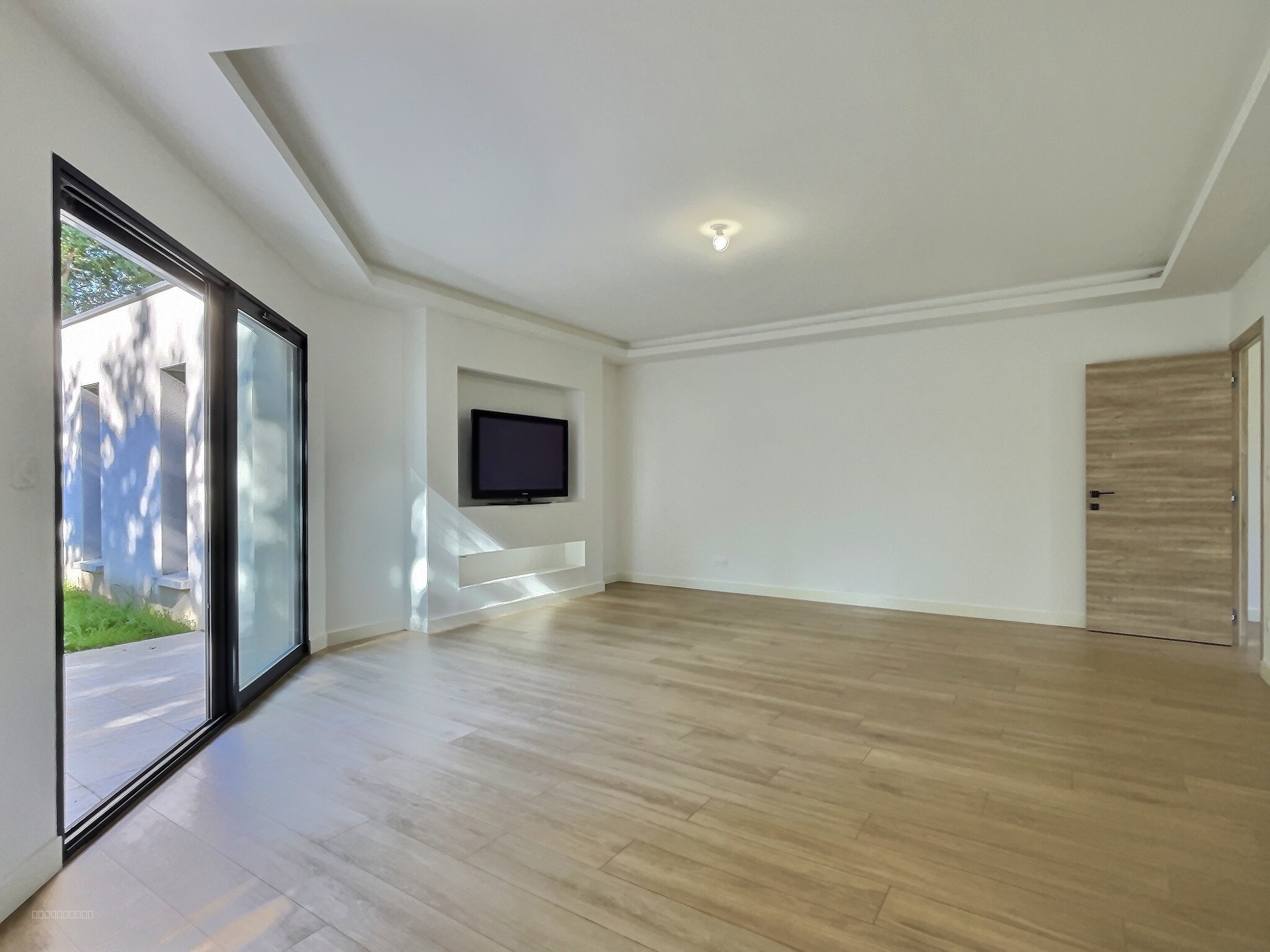 Villa contemporaine de type 6/7 de plain-pied — photo 6