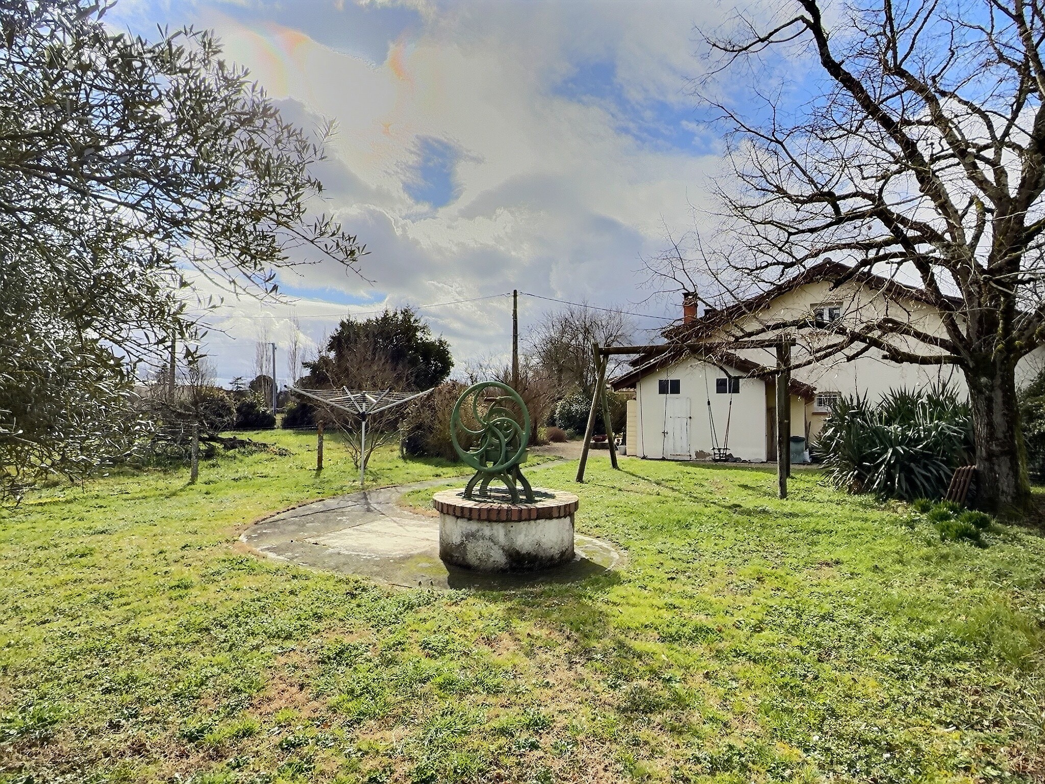 Maison de caractère de type 7 avec jardin, garage et proche du centre-ville — photo 19