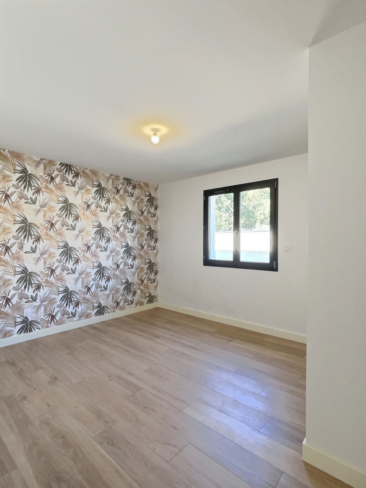 Villa contemporaine de type 6/7 de plain-pied — photo 10