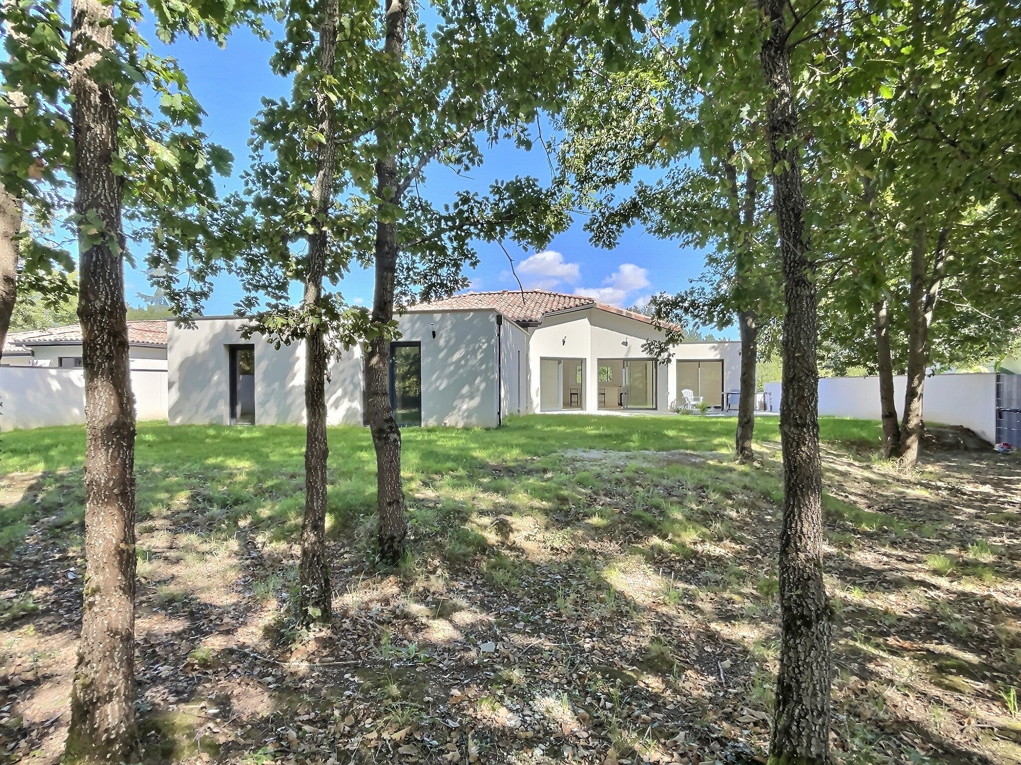 Villa contemporaine de type 6/7 de plain-pied — photo 20
