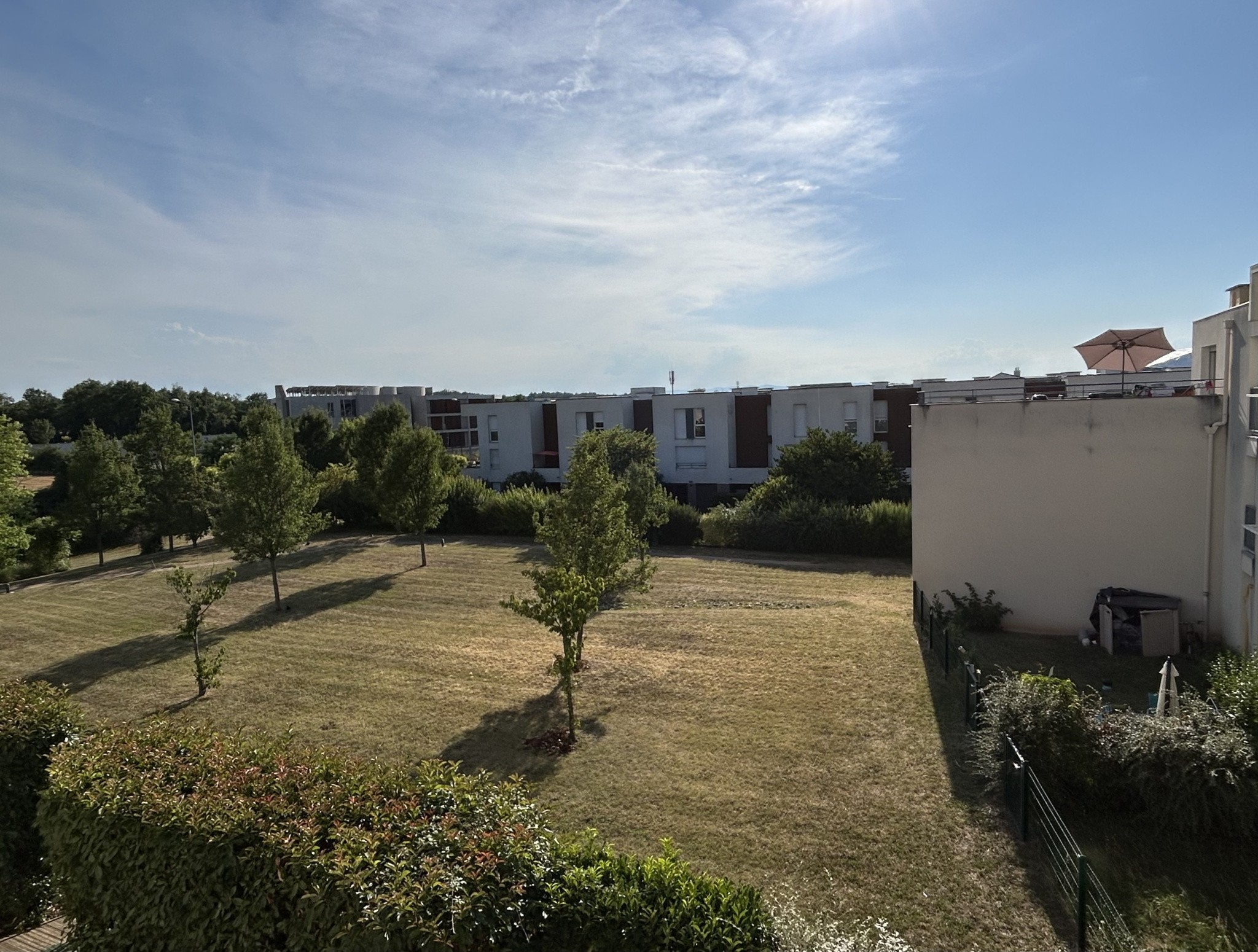 Appartement de deux pièces à Meyzieu — photo 10