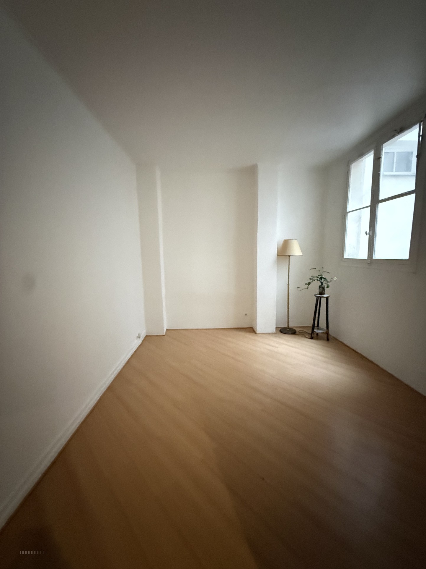 PARIS 6 - STUDIO - NOUVEAUTÉ — photo 2