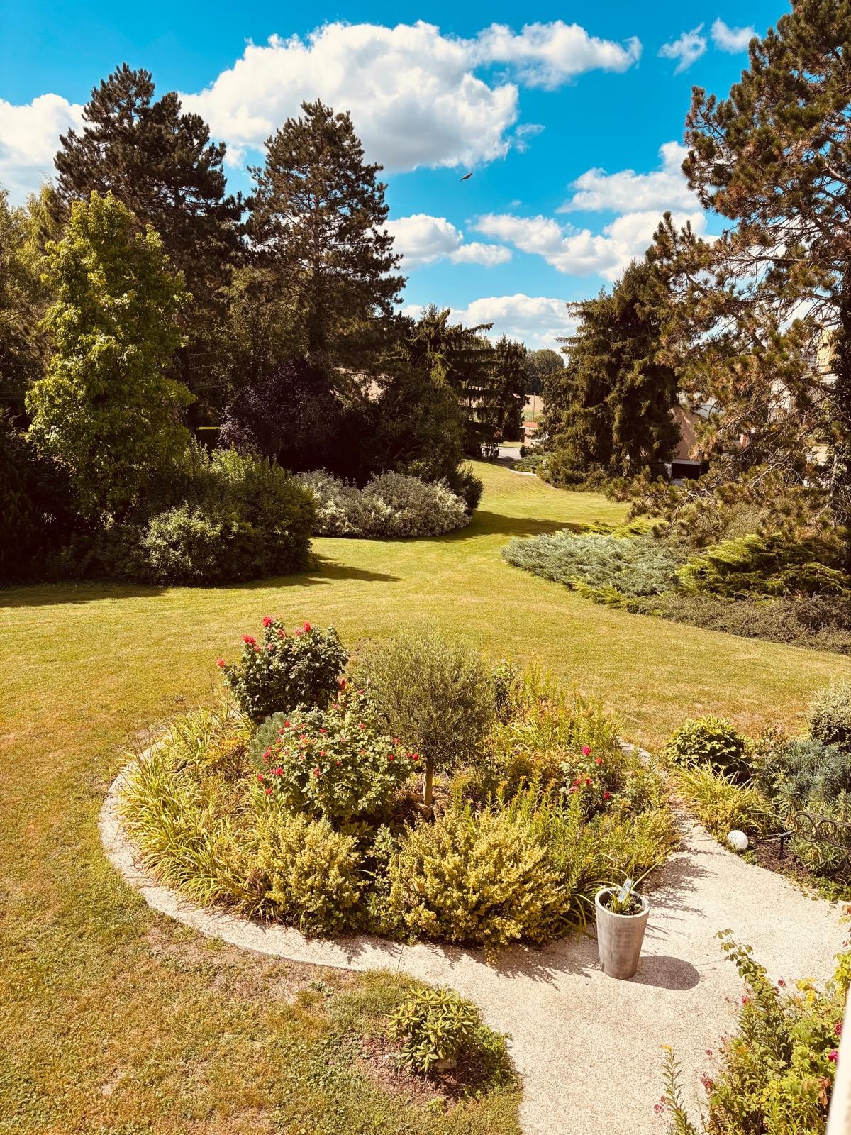 Maison de 300 m2 située à FISMES. — photo 7