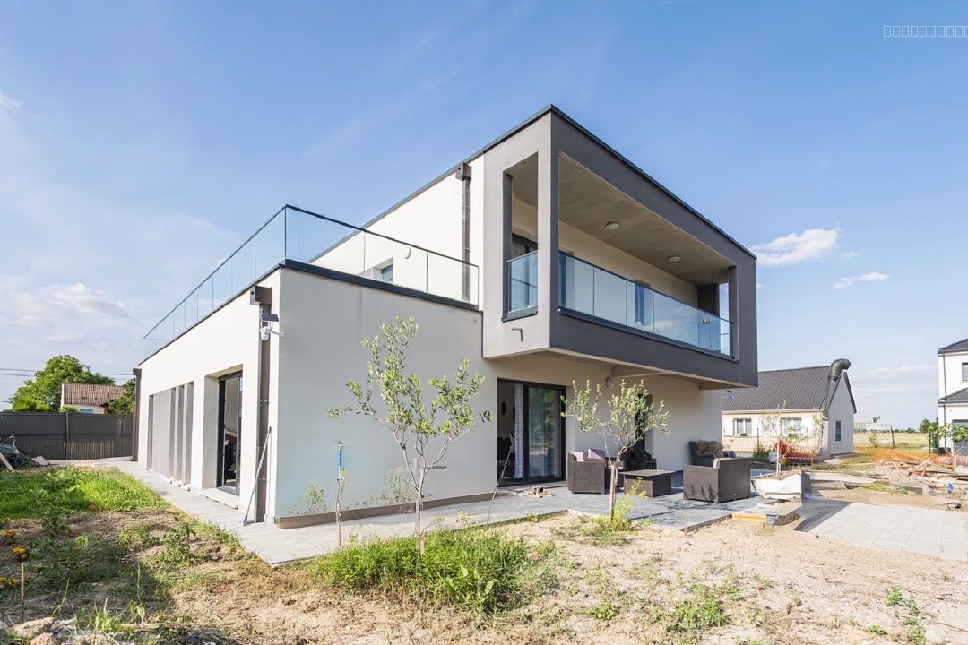 Maison 220 m2 avec terrain de 606 m2 et confort PLAIN-PIED — photo 3