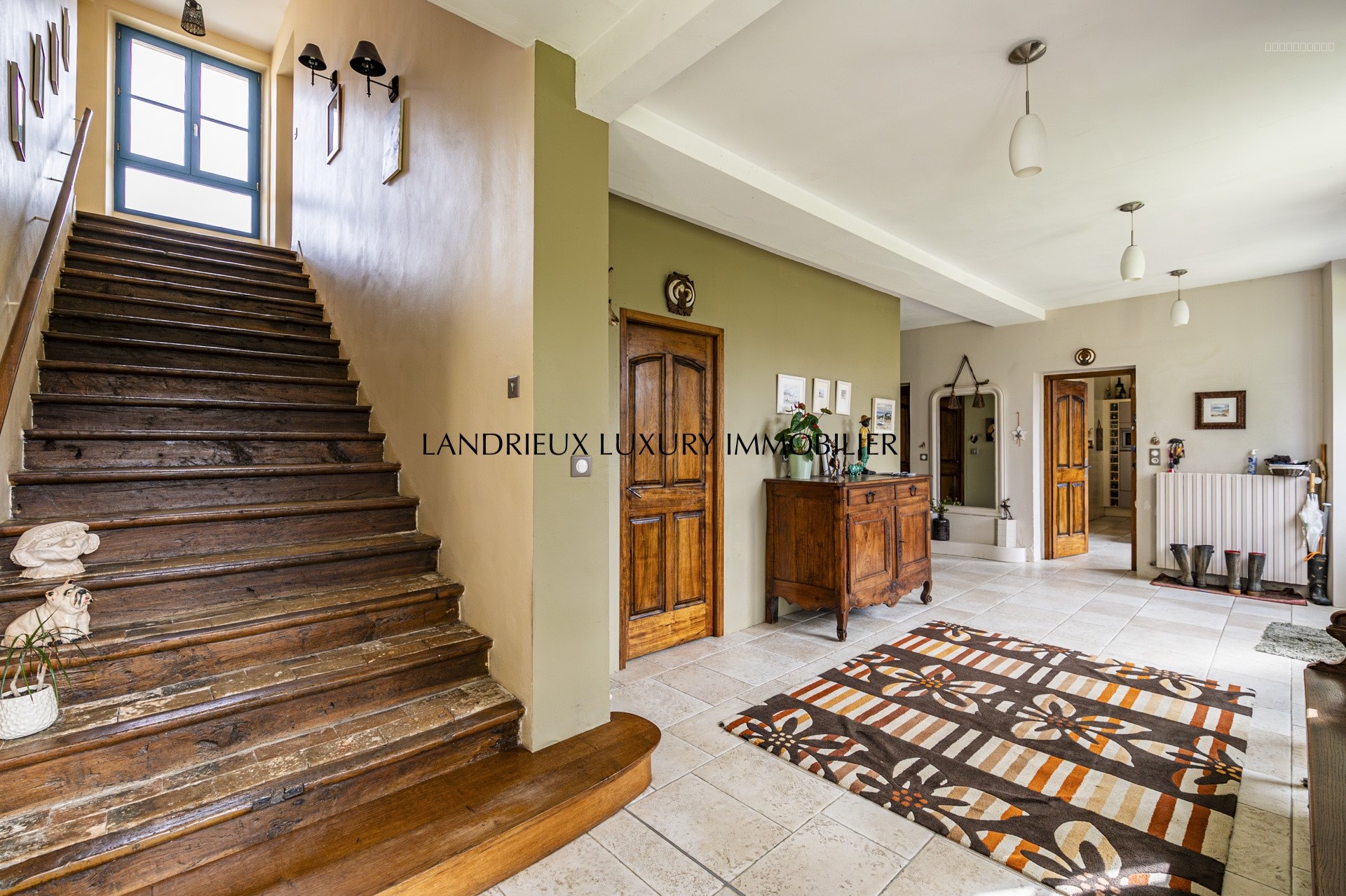 Propriété de charme 330m2 avec dépendances et potentiel exceptionnel — photo 3