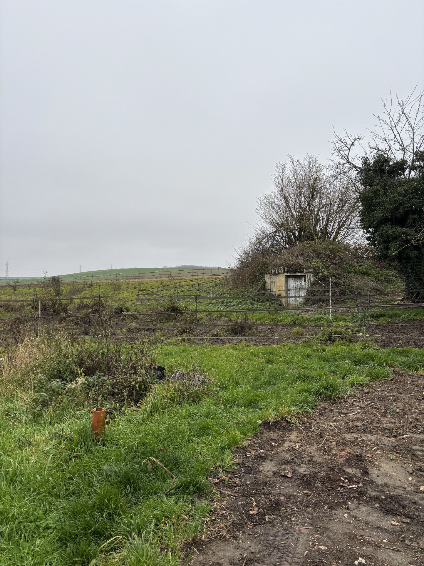Terrain constructible de 1181m2 à LHERY