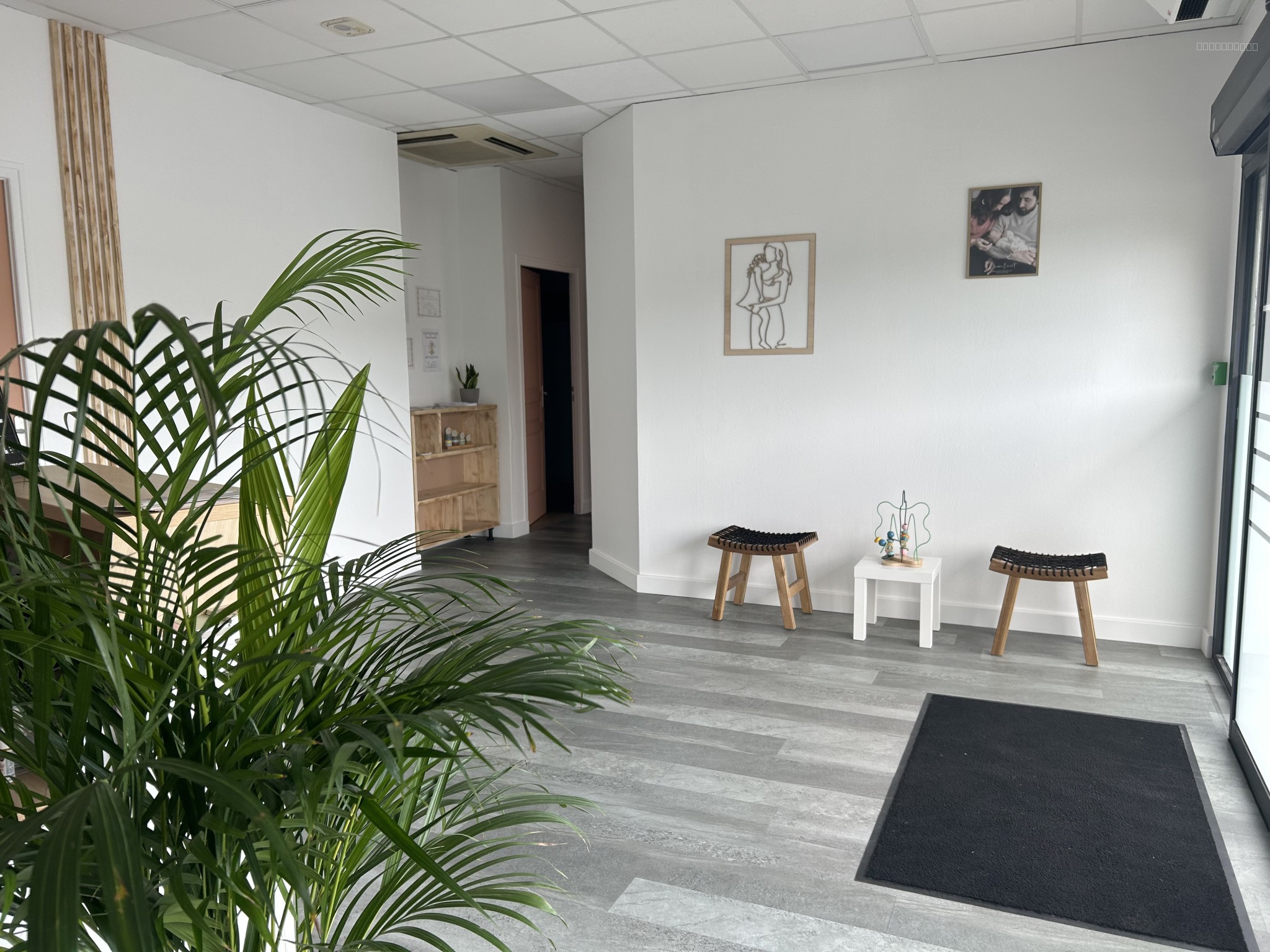 Fonds de commerce   Cabinet d’esthétique & Spa bébé   Jonchery-sur-Vesle — photo 3