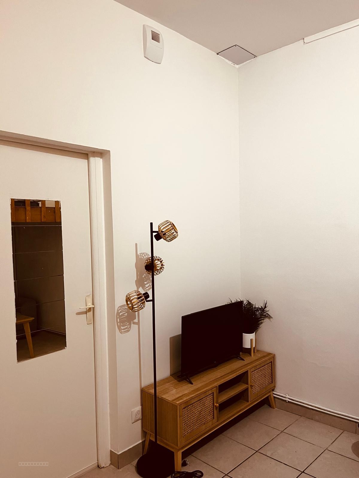 À louer   Appartement 2 pièces meublé   33 m2   Rez-de-chaussée — photo 6