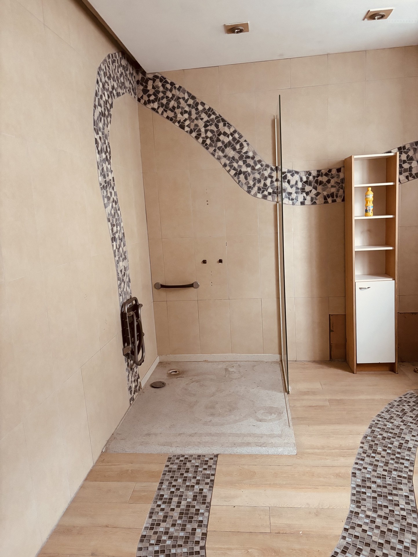 Immeuble de 268m2 3 appartements et 1 local commercial — photo 7