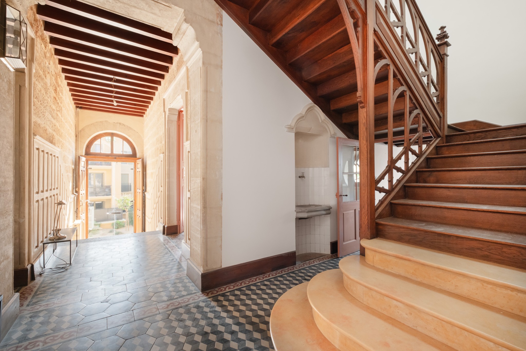 Appartement Duplex de 217 m2 avec jardin privatif — photo 4