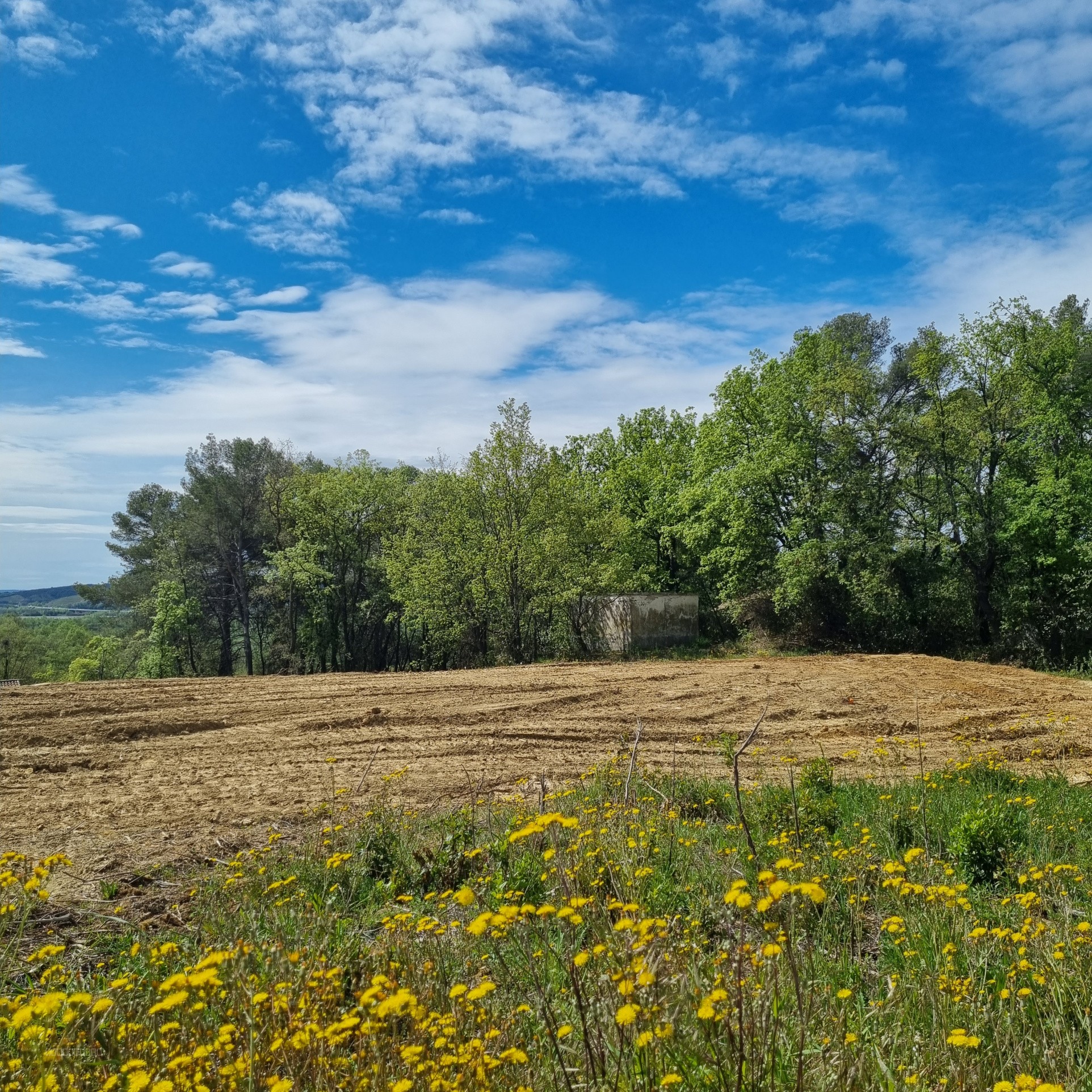 Belle Parcelle de 320 m2 proche de Nîmes — photo 2