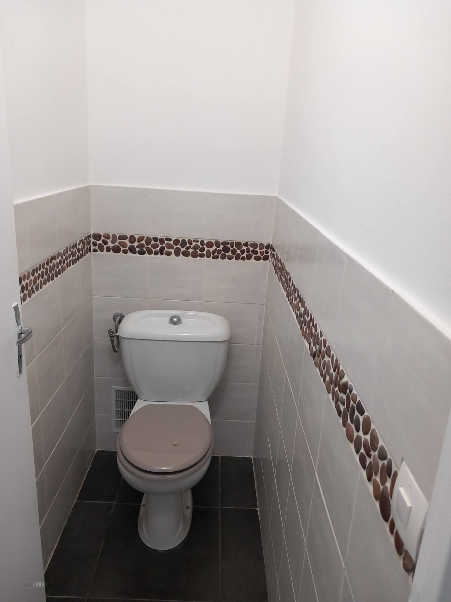 SUPERBE APPARTEMENT P3 RESIDENCE FERMEE ET SECURISEE — photo 20