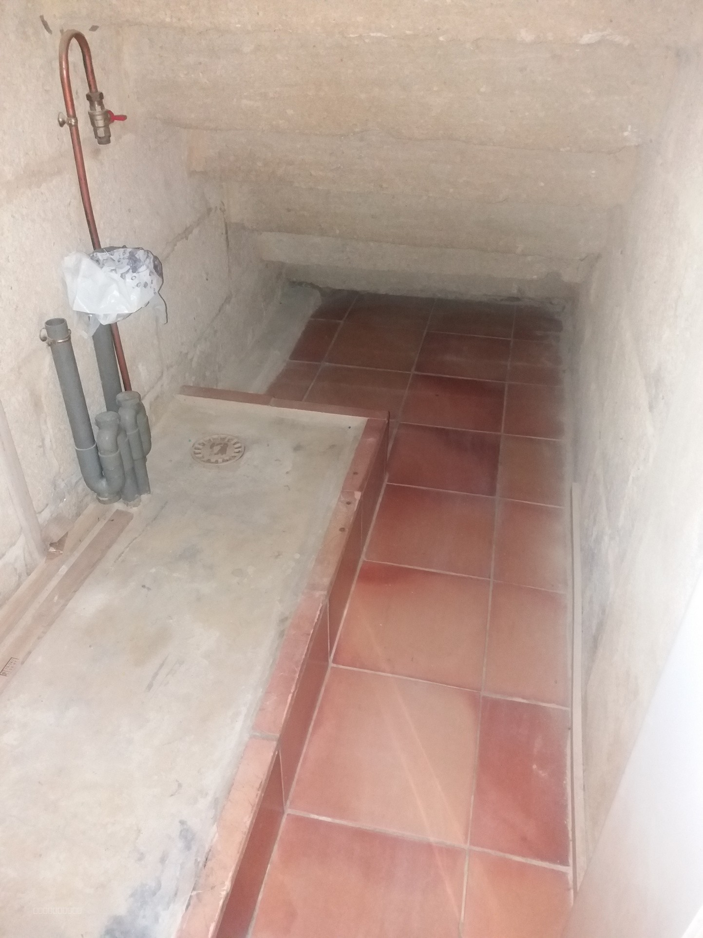 APPARTEMENT DE TYPE P3 AIGUES-VIVES — photo 10