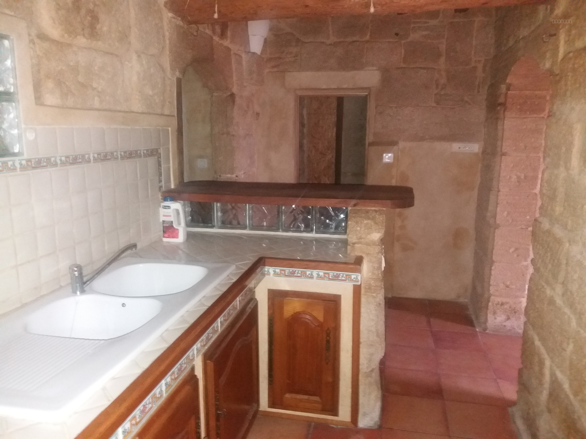 APPARTEMENT DE TYPE P3 AIGUES-VIVES — photo 5