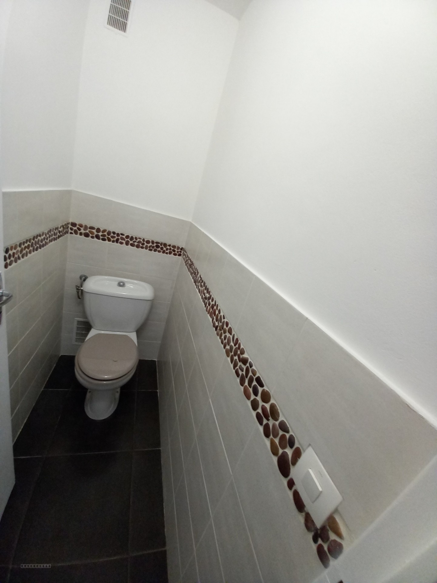 SUPERBE APPARTEMENT P3 RESIDENCE FERMEE ET SECURISEE — photo 6